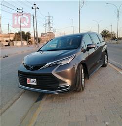 تويوتا سيينا